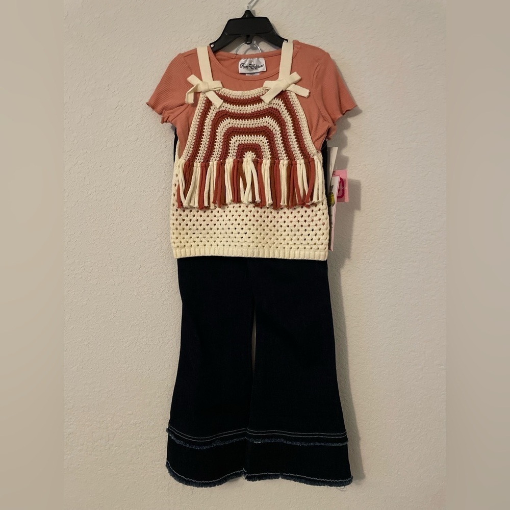 Rare Editions Bohemian Coral & Cream Knit Tops with wide leg  Matching pants -5T